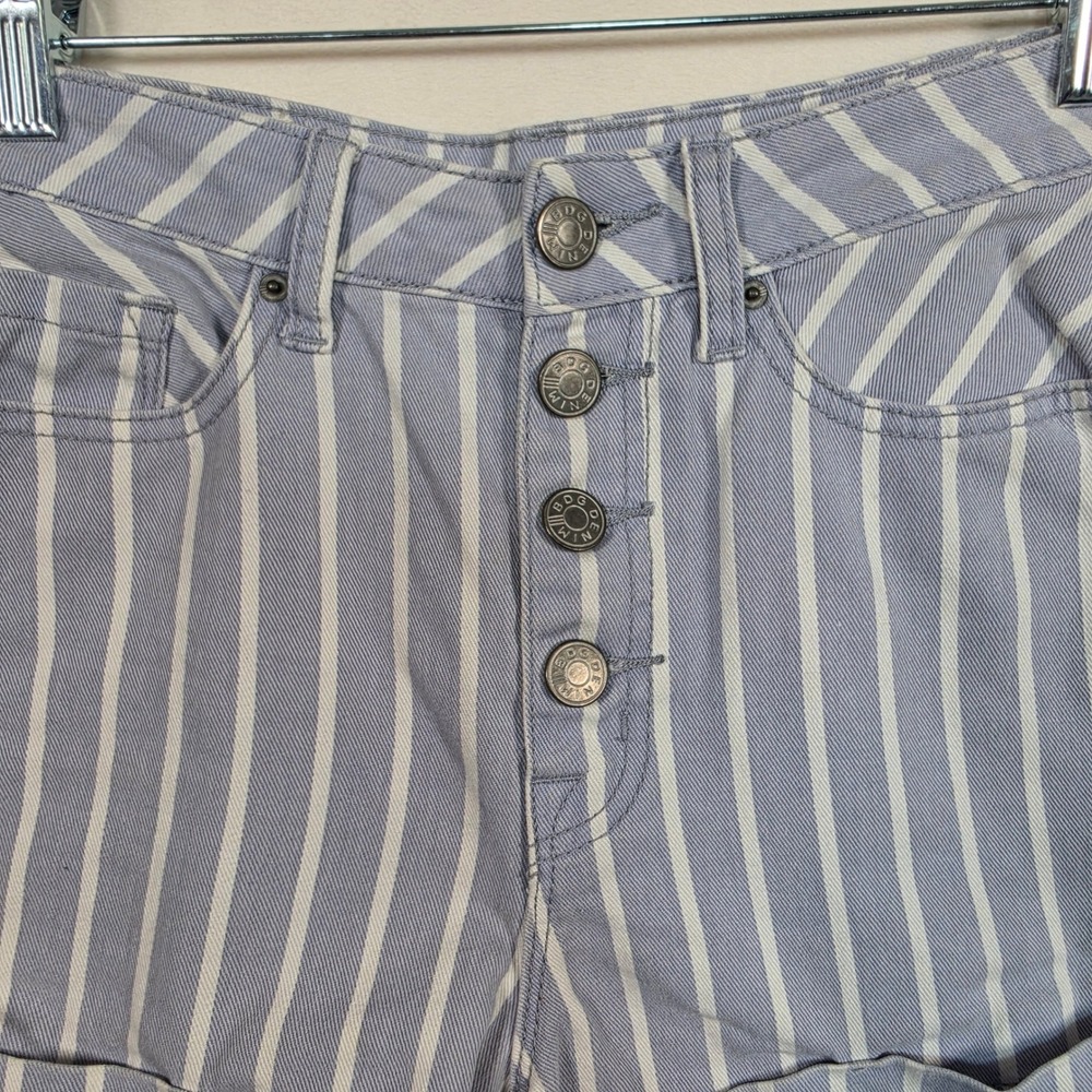 BDG Super High Rise Foxy Shorts Women's 24 Blue White Striped Button Fly Cuffed - Picture 11 of 15